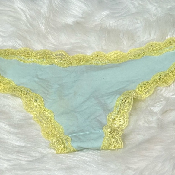 #046 Sz L Urban Behavior Blue and Yellow Lace Trimmed Bikini Panties - Picture 5 of 8